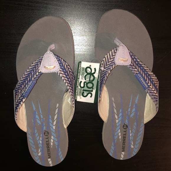 Merrell Shoes - NWT Outdoor Flip-flops